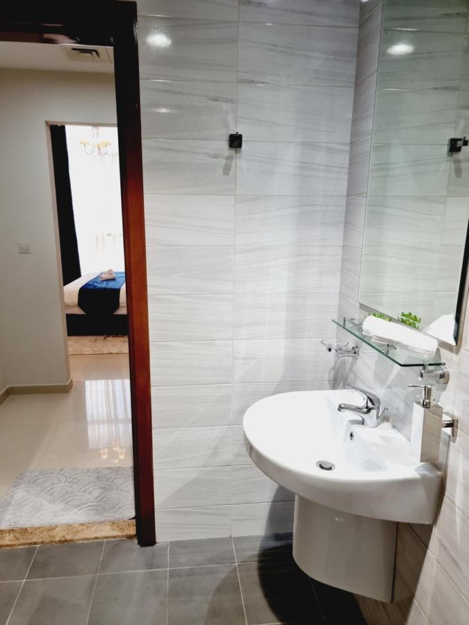 Dunya Tower Luxury And 2 Min Walk To Dubai Mall And Burj Khalifa In Heart Of Downtown Kültér fotó